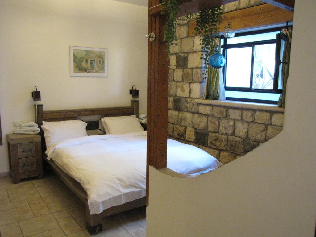 Shwartzimmer Rosh Pinna Quarto foto